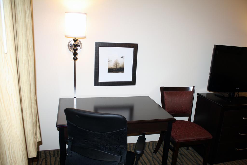 Americinn By Wyndham Rogers Rom bilde